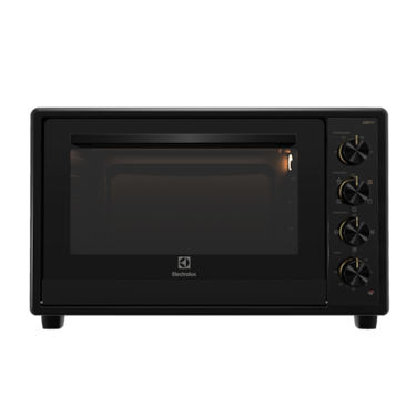 70L UltimateTaste 700 freestanding electric oven